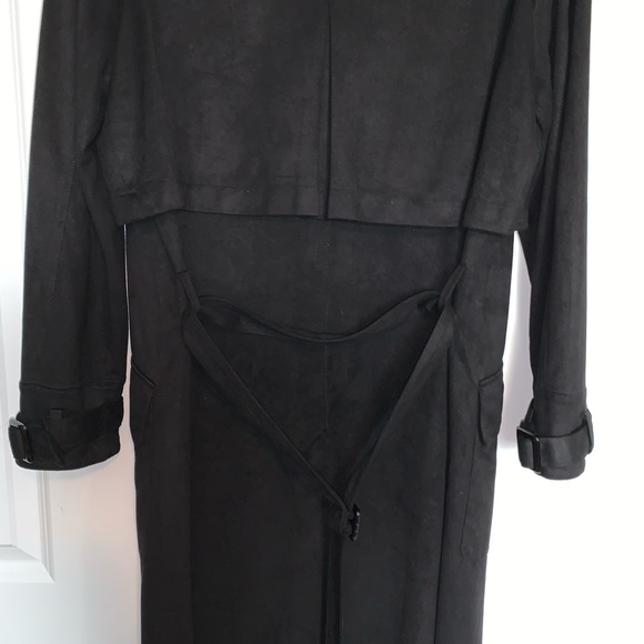 ZARA -size XL - Picture 4 of 6